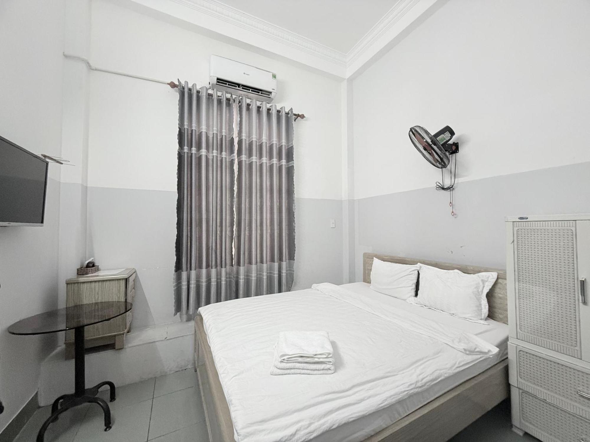 Nha Nghi Thanh Thuy Ba Ria Exteriör bild